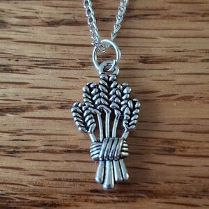 Elegant Silver Wheat Pendant Necklace